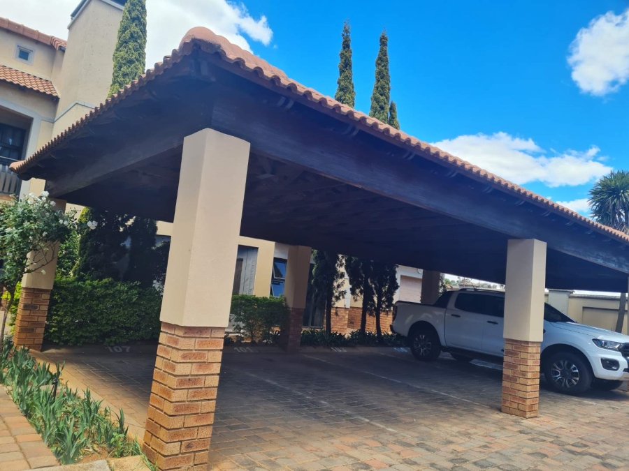 3 Bedroom Property for Sale in Ravenswood Gauteng