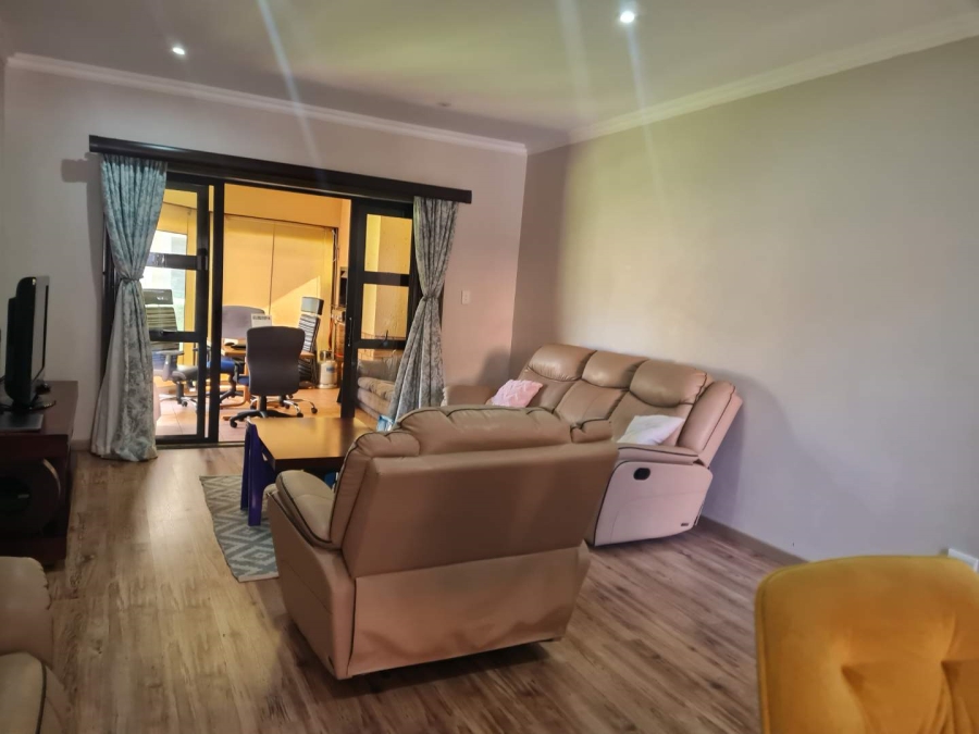 3 Bedroom Property for Sale in Ravenswood Gauteng