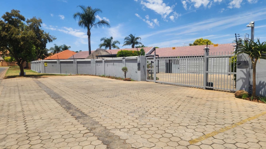 0 Bedroom Property for Sale in Rooihuiskraal North Gauteng