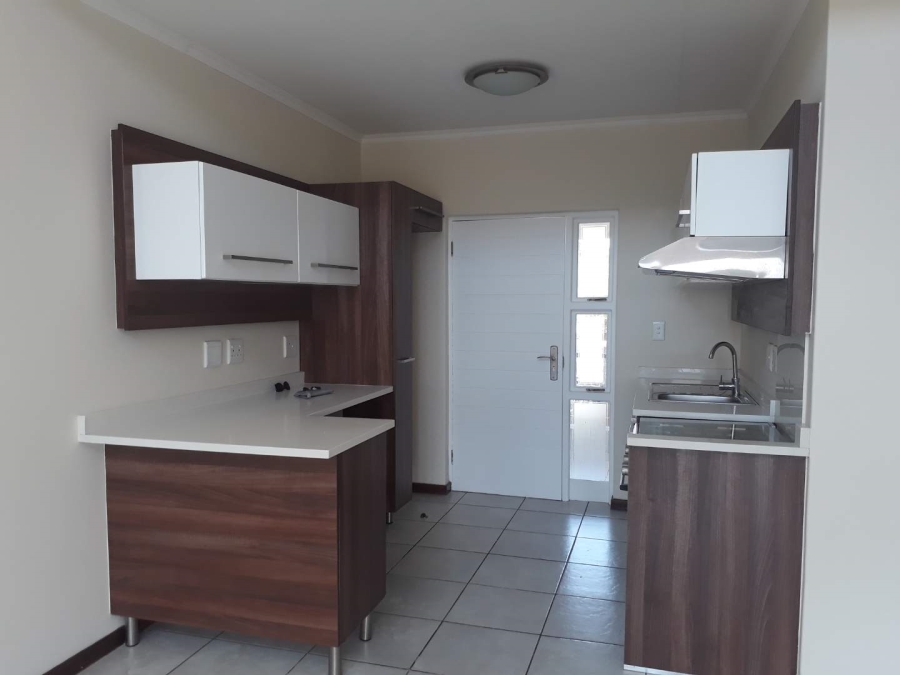 To Let 2 Bedroom Property for Rent in Radiokop Gauteng