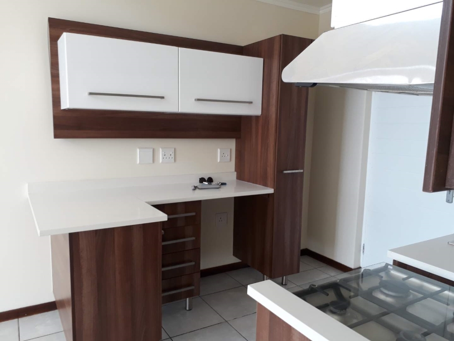 To Let 2 Bedroom Property for Rent in Radiokop Gauteng