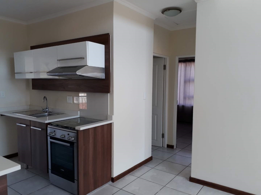 To Let 2 Bedroom Property for Rent in Radiokop Gauteng