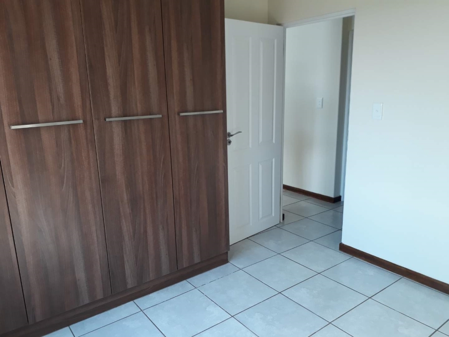 To Let 2 Bedroom Property for Rent in Radiokop Gauteng