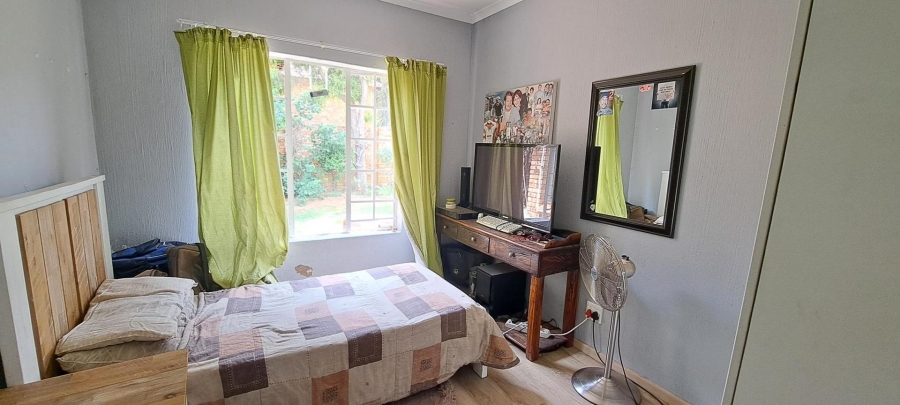 To Let 2 Bedroom Property for Rent in Olivedale Gauteng