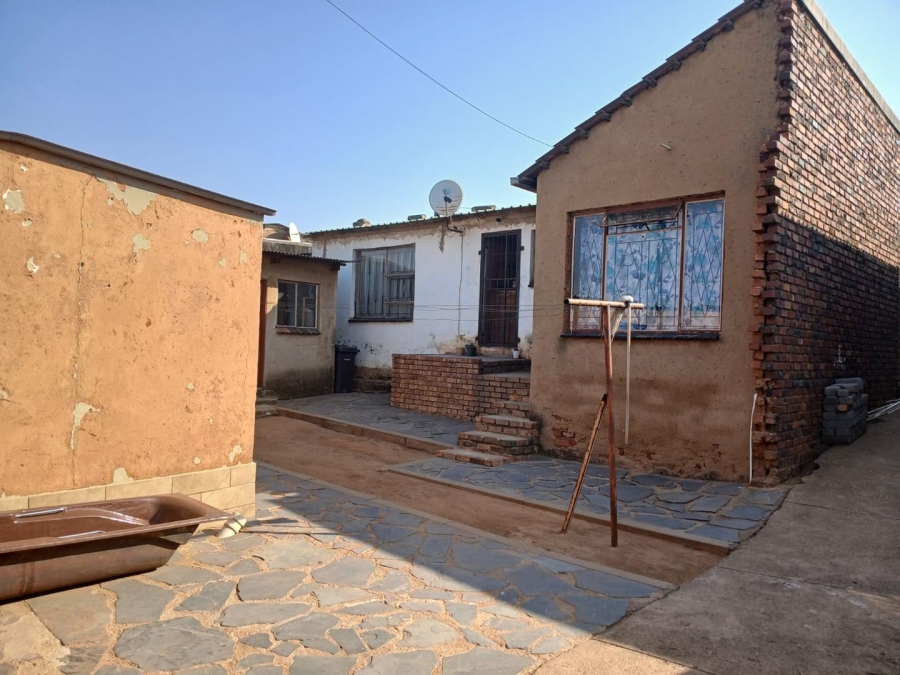 2 Bedroom Property for Sale in Mamelodi West Gauteng