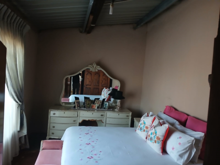 2 Bedroom Property for Sale in Mamelodi West Gauteng