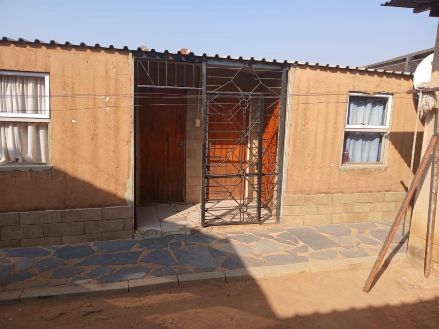 2 Bedroom Property for Sale in Mamelodi West Gauteng