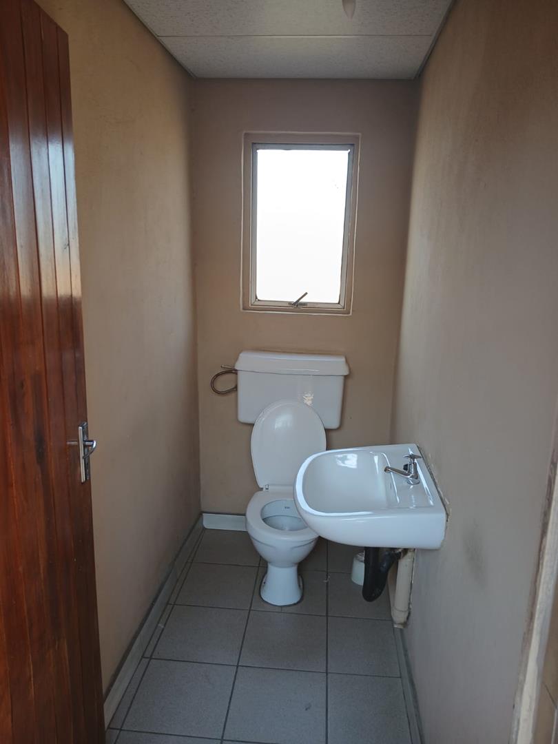 2 Bedroom Property for Sale in Mamelodi West Gauteng