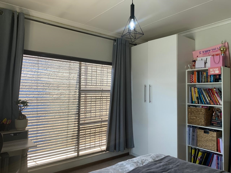 4 Bedroom Property for Sale in Glen Marais Gauteng