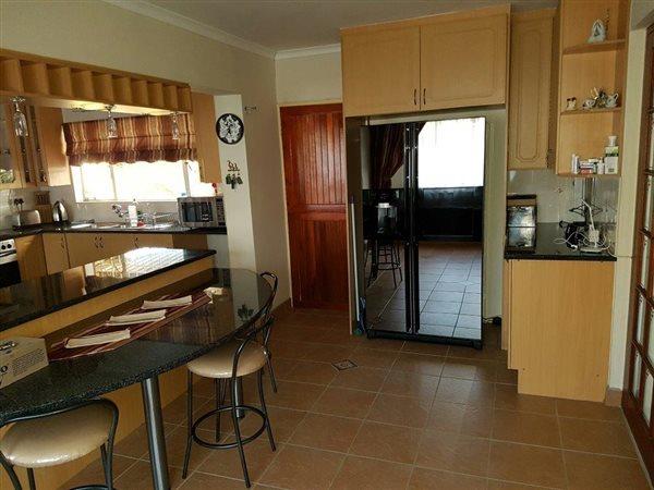 6 Bedroom Property for Sale in Winchester Hills Gauteng