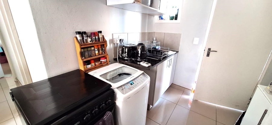 2 Bedroom Property for Sale in South Hills Gauteng