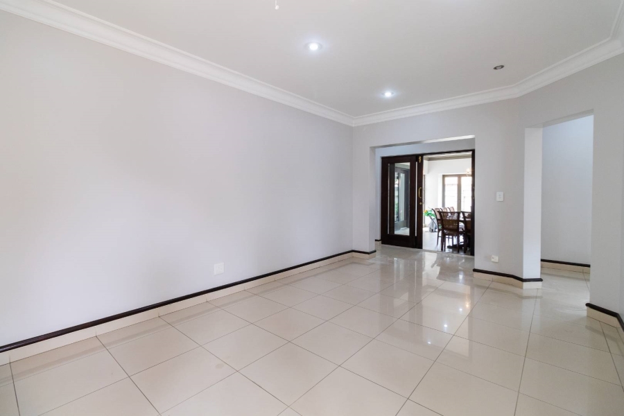 3 Bedroom Property for Sale in Lakefield Gauteng