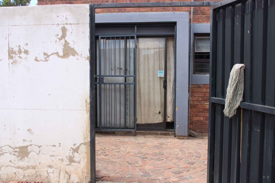 Commercial Property for Sale in Alrode Gauteng