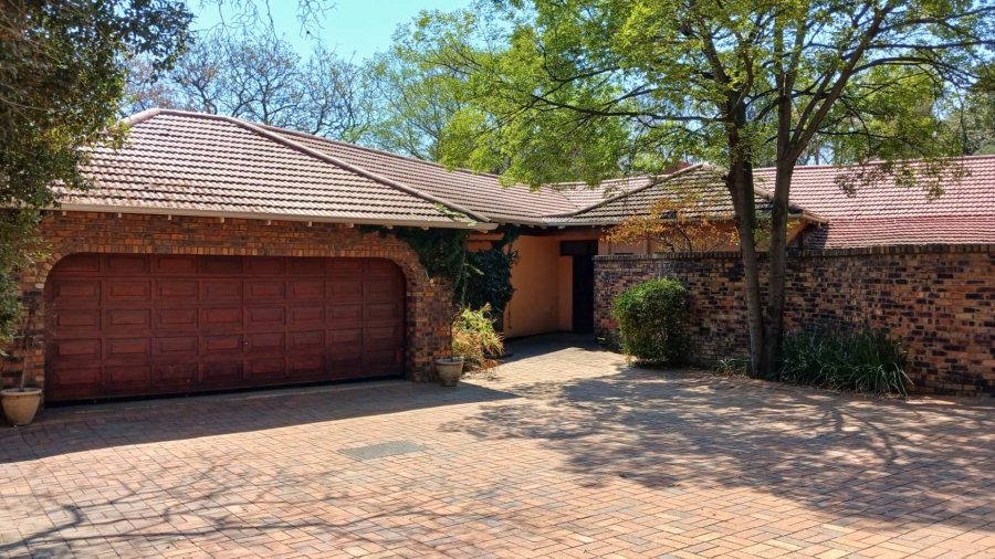 4 Bedroom Property for Sale in Bryanston Gauteng