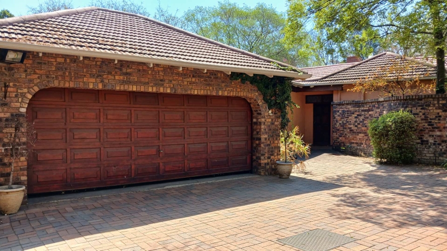 4 Bedroom Property for Sale in Bryanston Gauteng