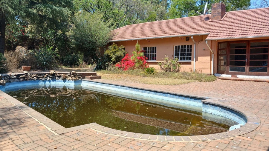 4 Bedroom Property for Sale in Bryanston Gauteng