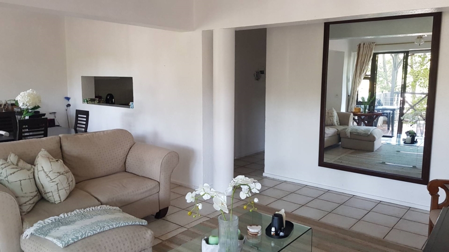 To Let 2 Bedroom Property for Rent in Strathavon Gauteng