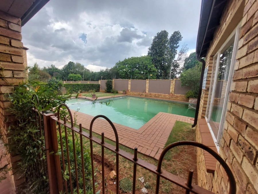 1 Bedroom Property for Sale in Horison Gauteng