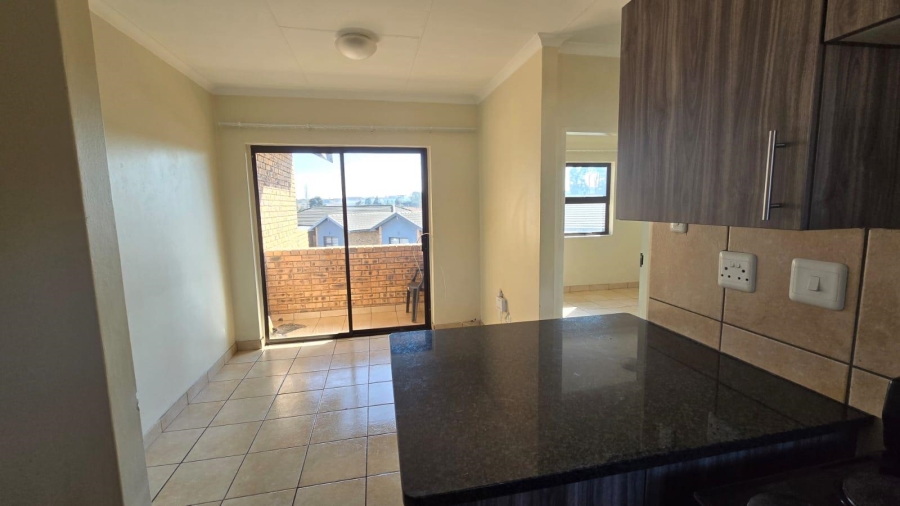 To Let 2 Bedroom Property for Rent in Angelo Gauteng