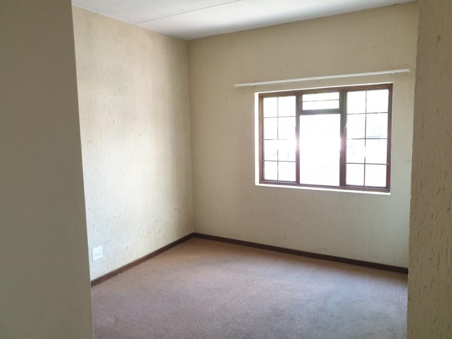 2 Bedroom Property for Sale in Paulshof Gauteng