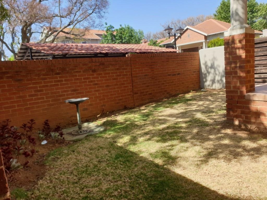 2 Bedroom Property for Sale in Paulshof Gauteng