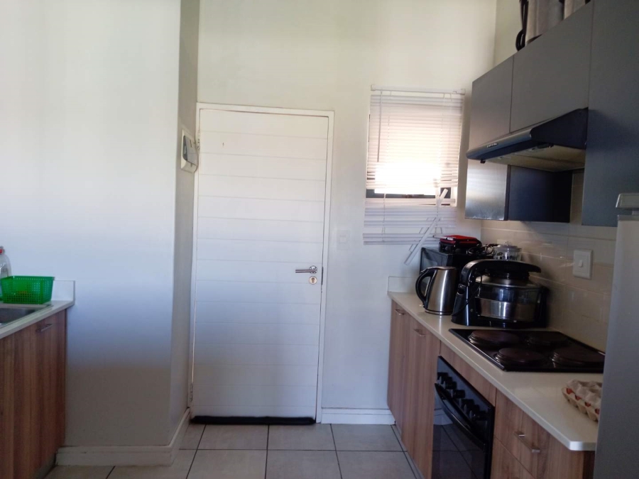 To Let 2 Bedroom Property for Rent in Linbro Park Gauteng