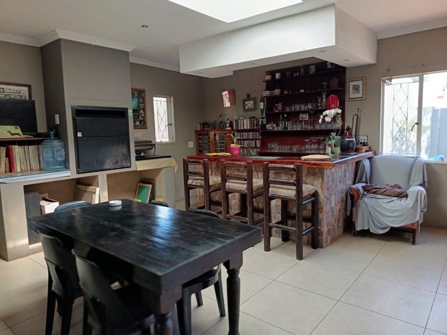 4 Bedroom Property for Sale in Brackenhurst Gauteng