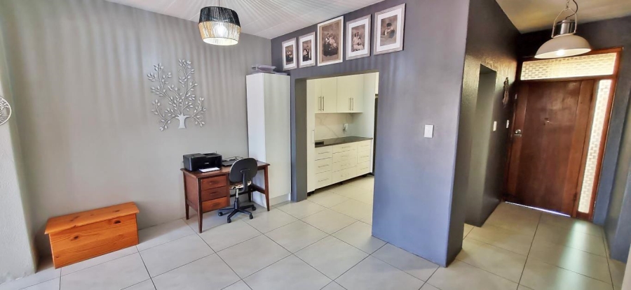 2 Bedroom Property for Sale in Brackenhurst Gauteng