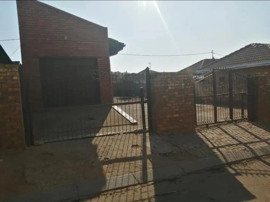 2 Bedroom Property for Sale in Atteridgeville Gauteng