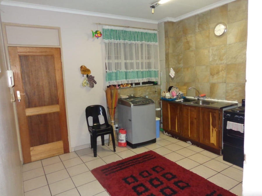 2 Bedroom Property for Sale in Pretoria North Gauteng