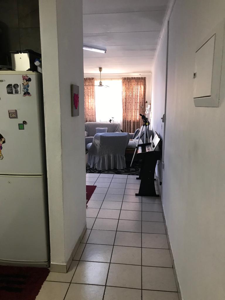 2 Bedroom Property for Sale in Pretoria North Gauteng