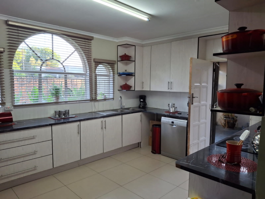 3 Bedroom Property for Sale in Van Riebeeck Park Gauteng