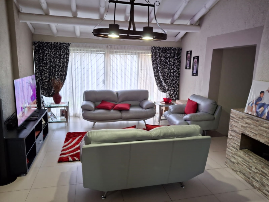 3 Bedroom Property for Sale in Van Riebeeck Park Gauteng