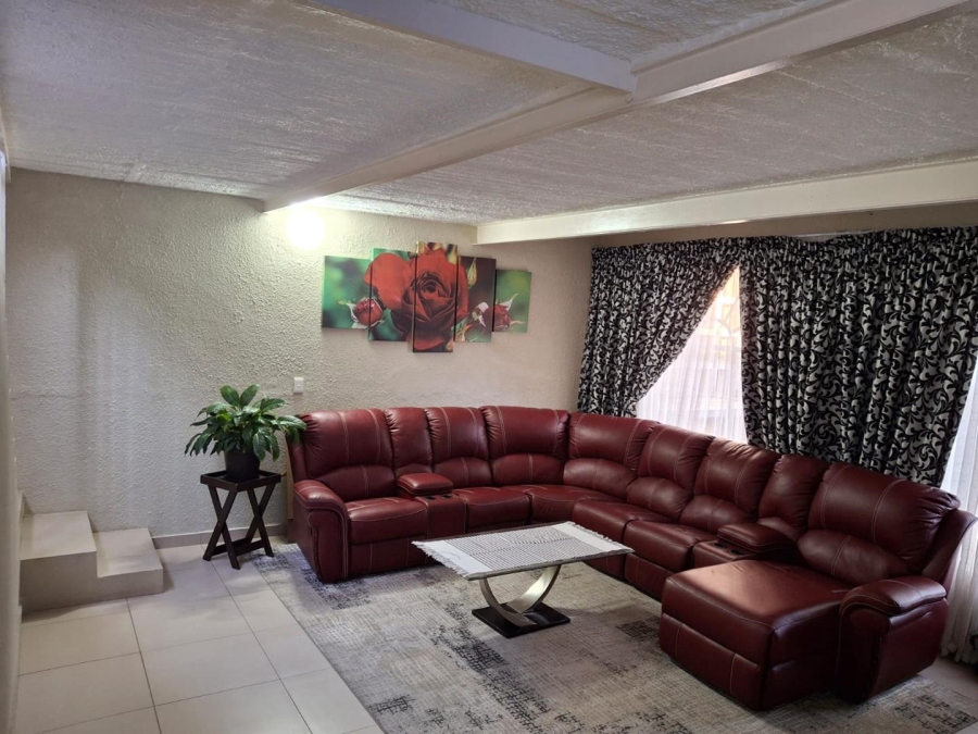 3 Bedroom Property for Sale in Van Riebeeck Park Gauteng