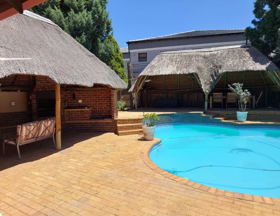 4 Bedroom Property for Sale in Morehill Gauteng