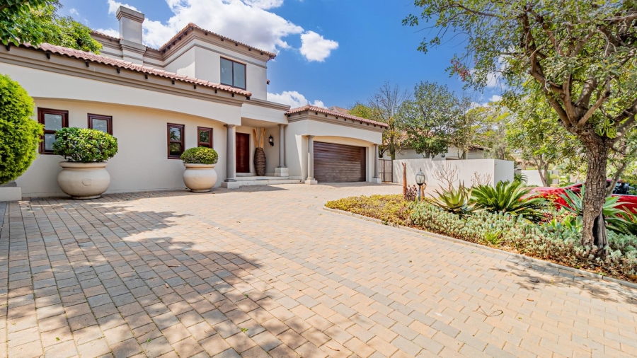 To Let 6 Bedroom Property for Rent in Dainfern Golf Estate Gauteng