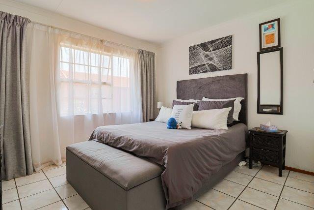 2 Bedroom Property for Sale in Meyersdal Gauteng