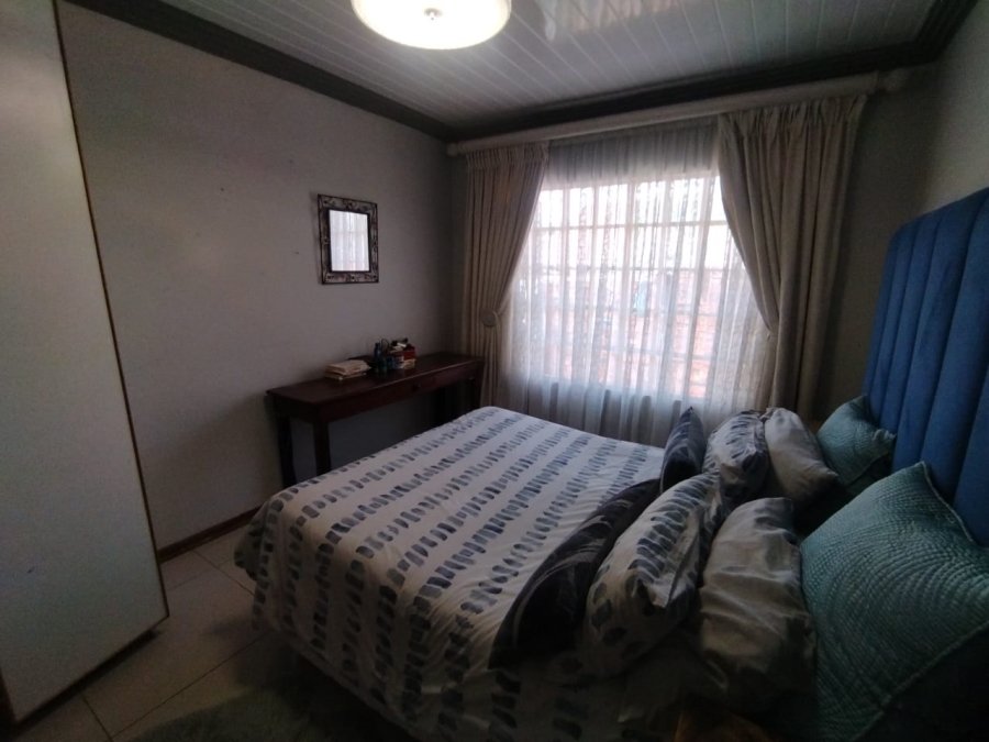 3 Bedroom Property for Sale in Garsfontein Gauteng