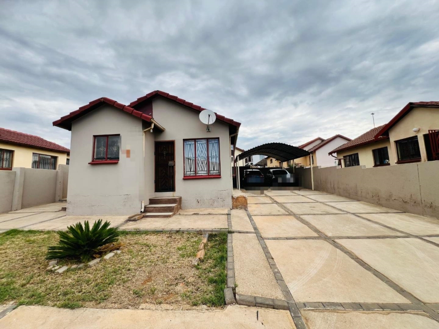 2 Bedroom Property for Sale in Mamelodi Gauteng