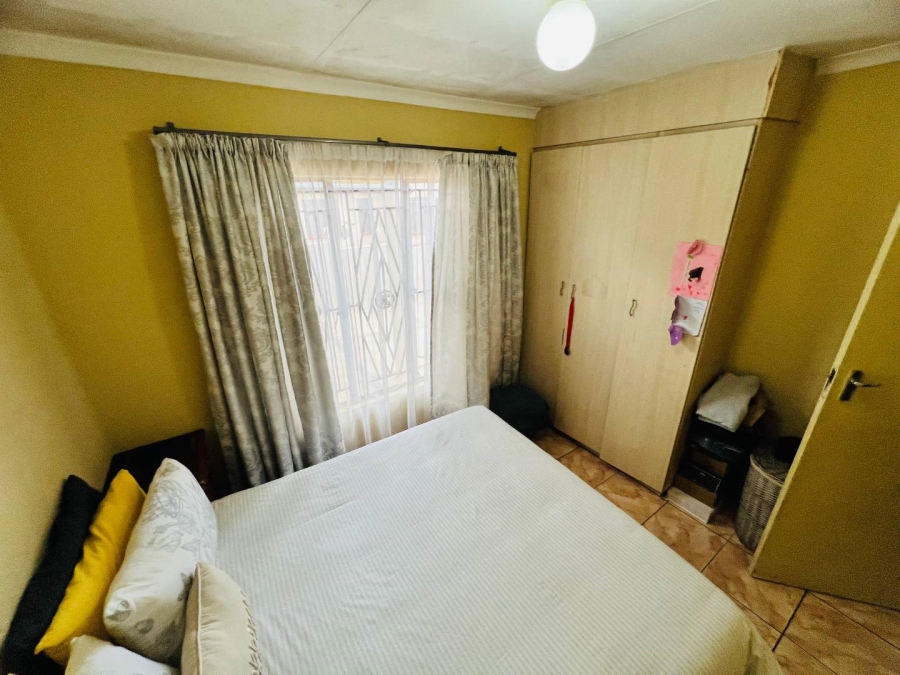 2 Bedroom Property for Sale in Mamelodi Gauteng