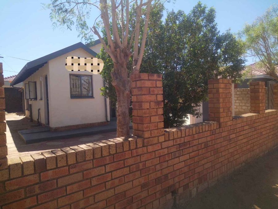 2 Bedroom Property for Sale in Soshanguve WW Gauteng