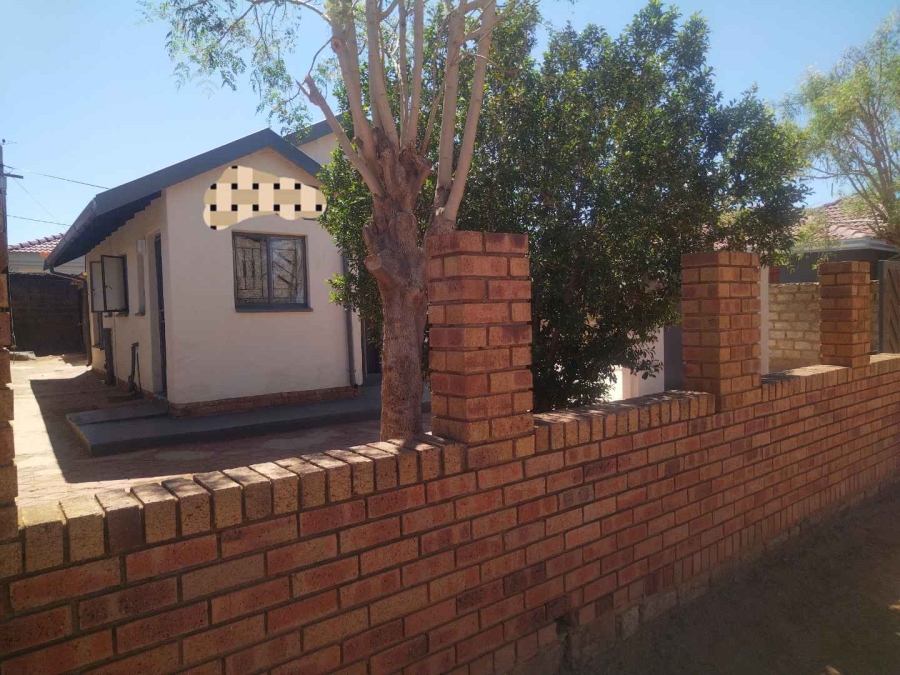 2 Bedroom Property for Sale in Soshanguve WW Gauteng