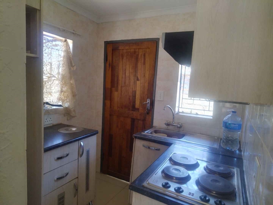 2 Bedroom Property for Sale in Soshanguve WW Gauteng