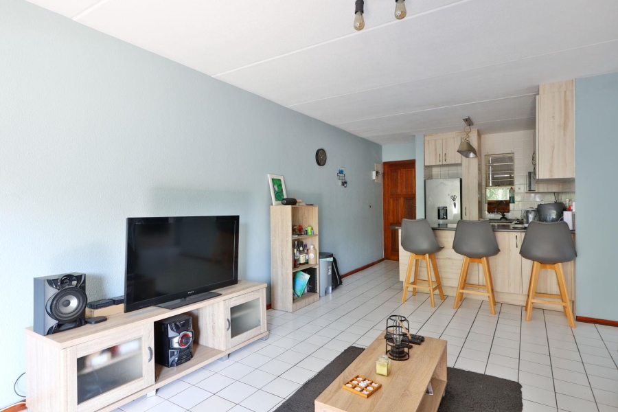 To Let 2 Bedroom Property for Rent in Edenburg Gauteng