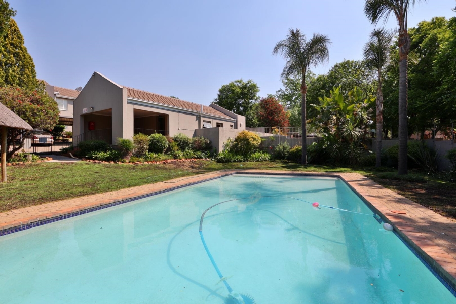 To Let 2 Bedroom Property for Rent in Edenburg Gauteng