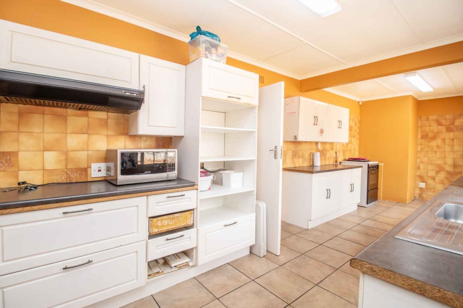 3 Bedroom Property for Sale in Weltevreden Park Gauteng