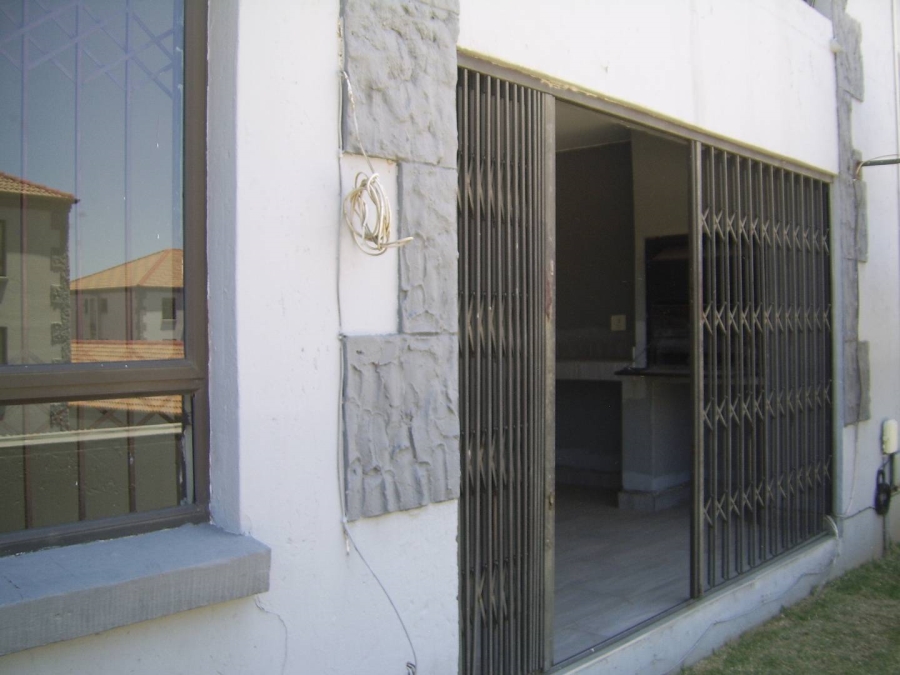 2 Bedroom Property for Sale in Northgate Gauteng