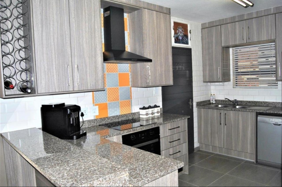 3 Bedroom Property for Sale in Noordheuwel Gauteng