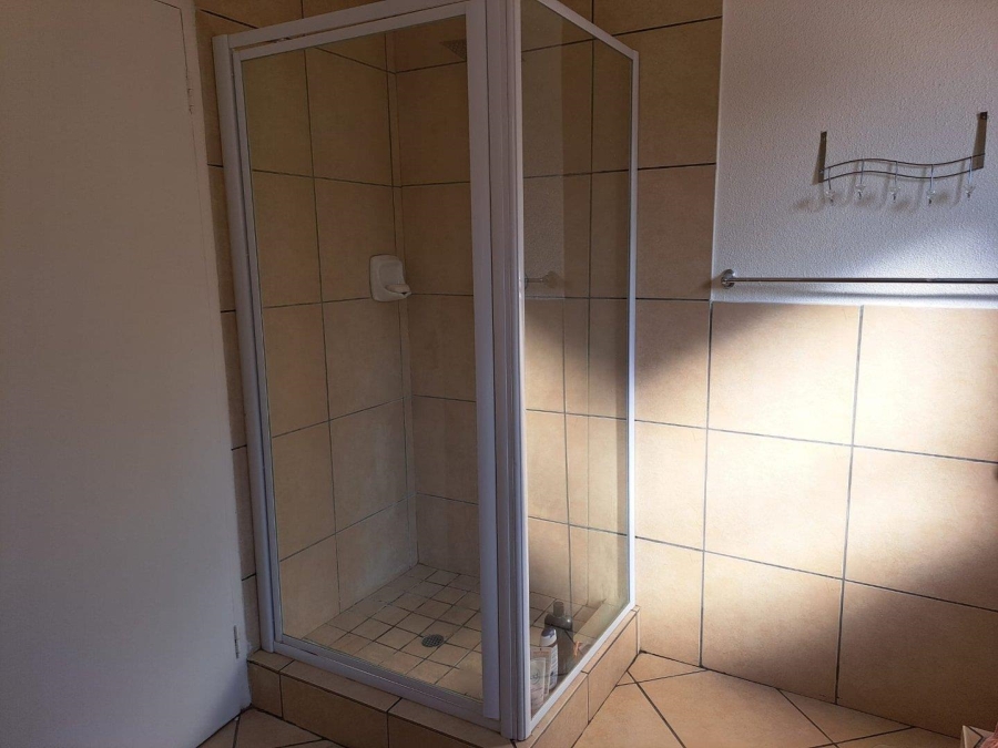 To Let 2 Bedroom Property for Rent in Albertsdal Gauteng