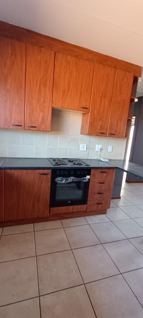 To Let 2 Bedroom Property for Rent in Edleen Ext 1 Gauteng